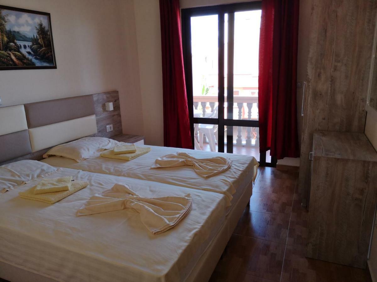 Rooms Ibrocevic Ulcinj Buitenkant foto