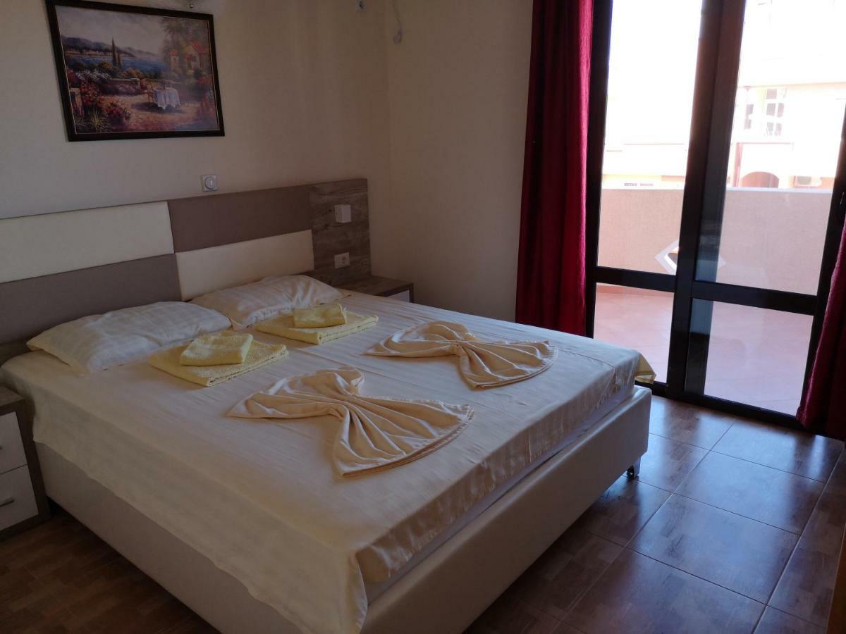 Rooms Ibrocevic Ulcinj Buitenkant foto