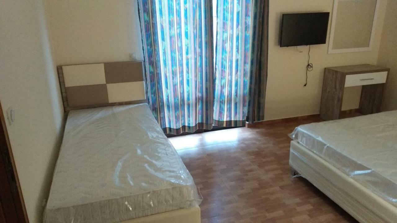 Rooms Ibrocevic Ulcinj Buitenkant foto