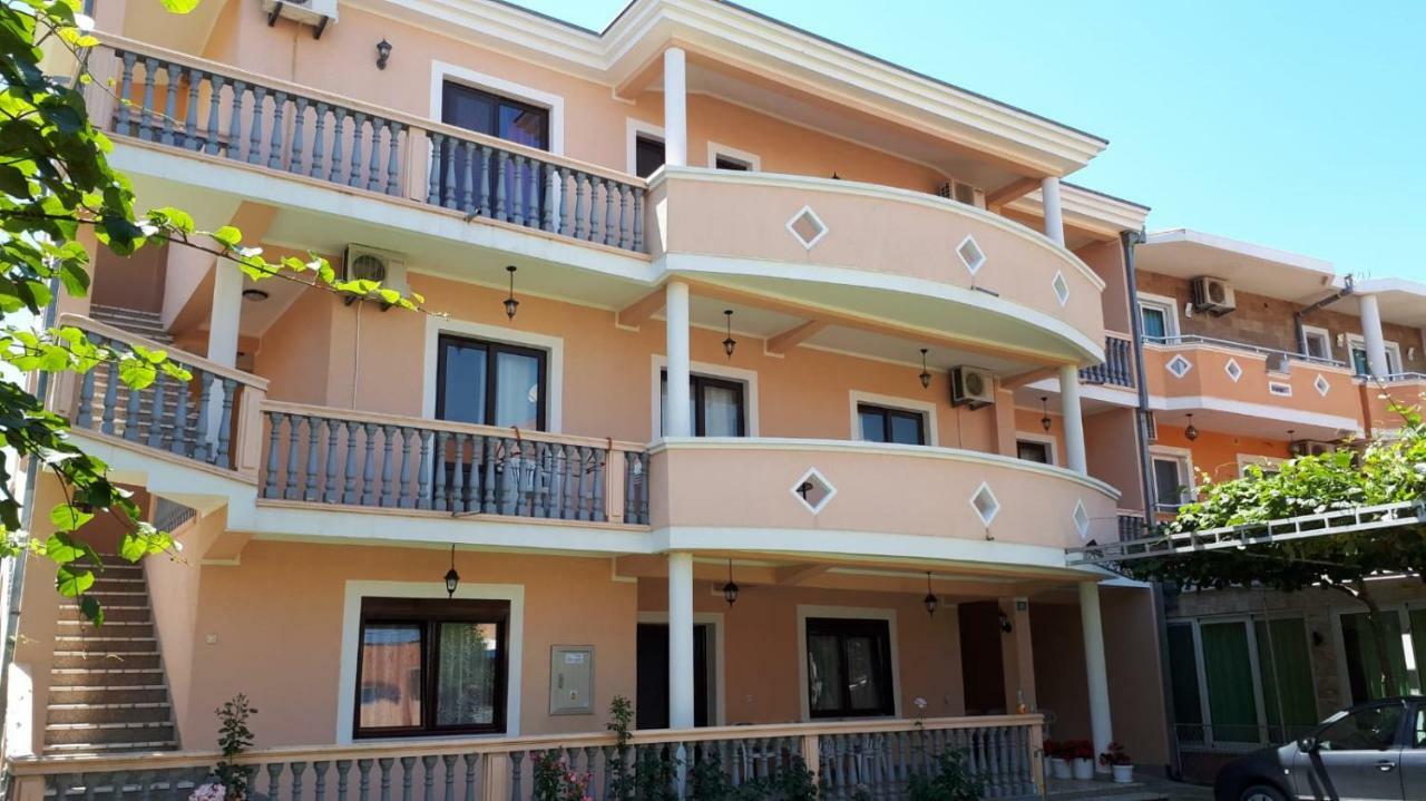 Rooms Ibrocevic Ulcinj Buitenkant foto